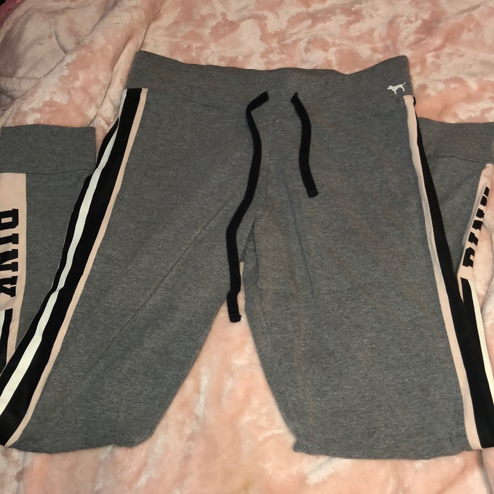 Victoria’s Secret PINK gray leggings
